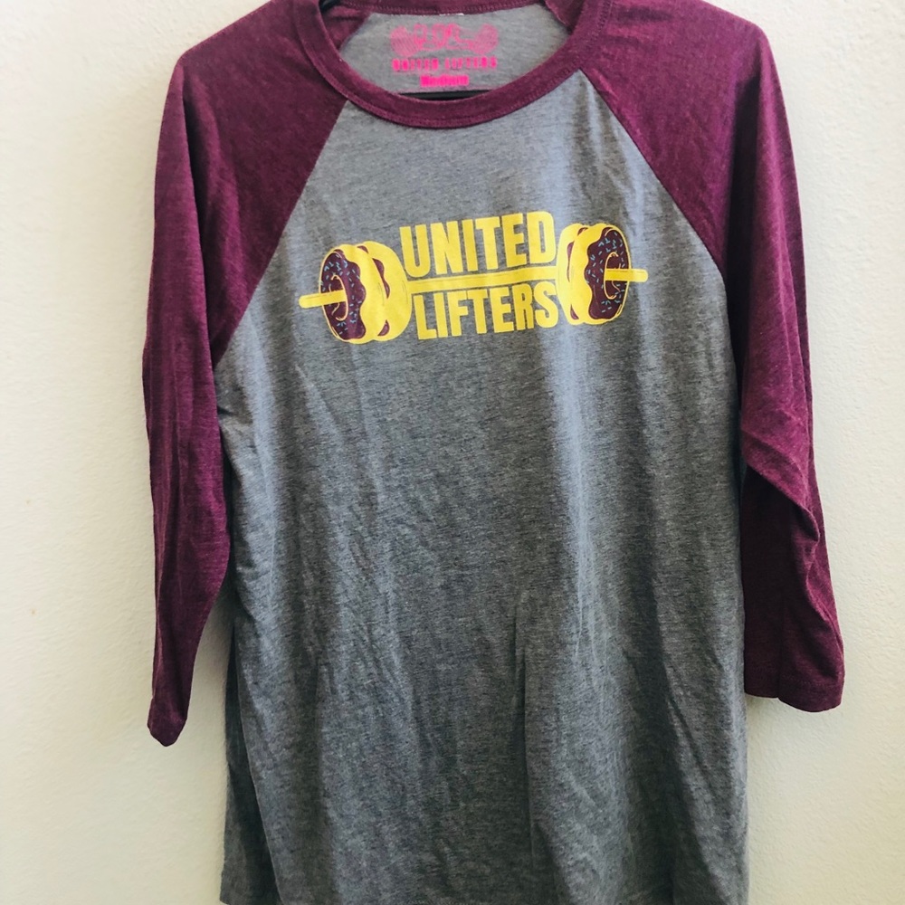 🛑🛑SOLD🛑🛑United lifters baseball tee